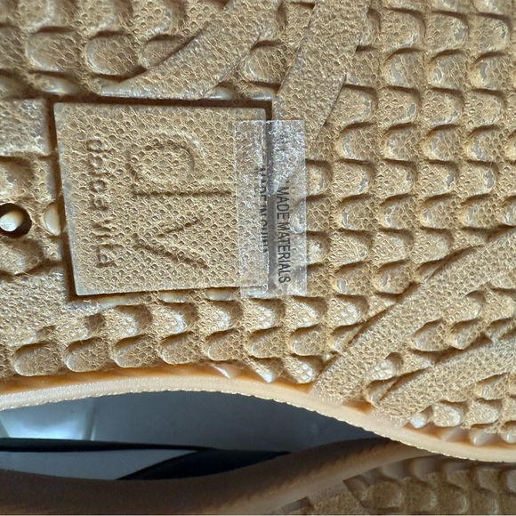 NWOT Dolce Vita White and Black Retro Modern Platform Trendy Sneakers Women 8.5 - Picture 11 of 11